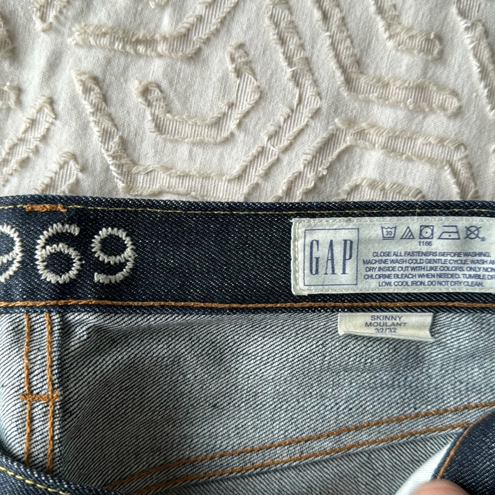 Gap Men’s straight jeans 32/32